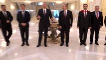 Çavuşoğlu'na azerbaycan cumhurbaşkanı ilham aliyev tarafından dostluk nişanı