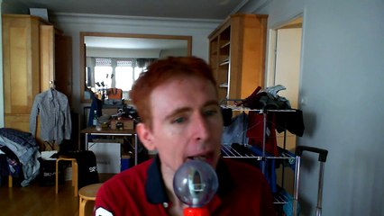 Wiwi égratigne "quel menteur" de Mary Lee