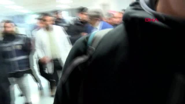 Van içişleri bakanı soylu, van'da çığ altından sağ olarak çıkarılan yaralıları ziyaret etti