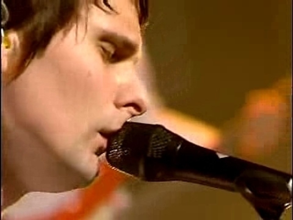Muse -  Supermassive Black Hole - aol sessions
