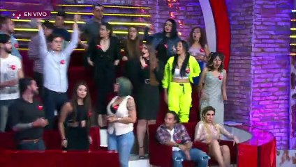 ¡Evelin se conmovió al recibir la llamada de su padre! | Enamorándonos