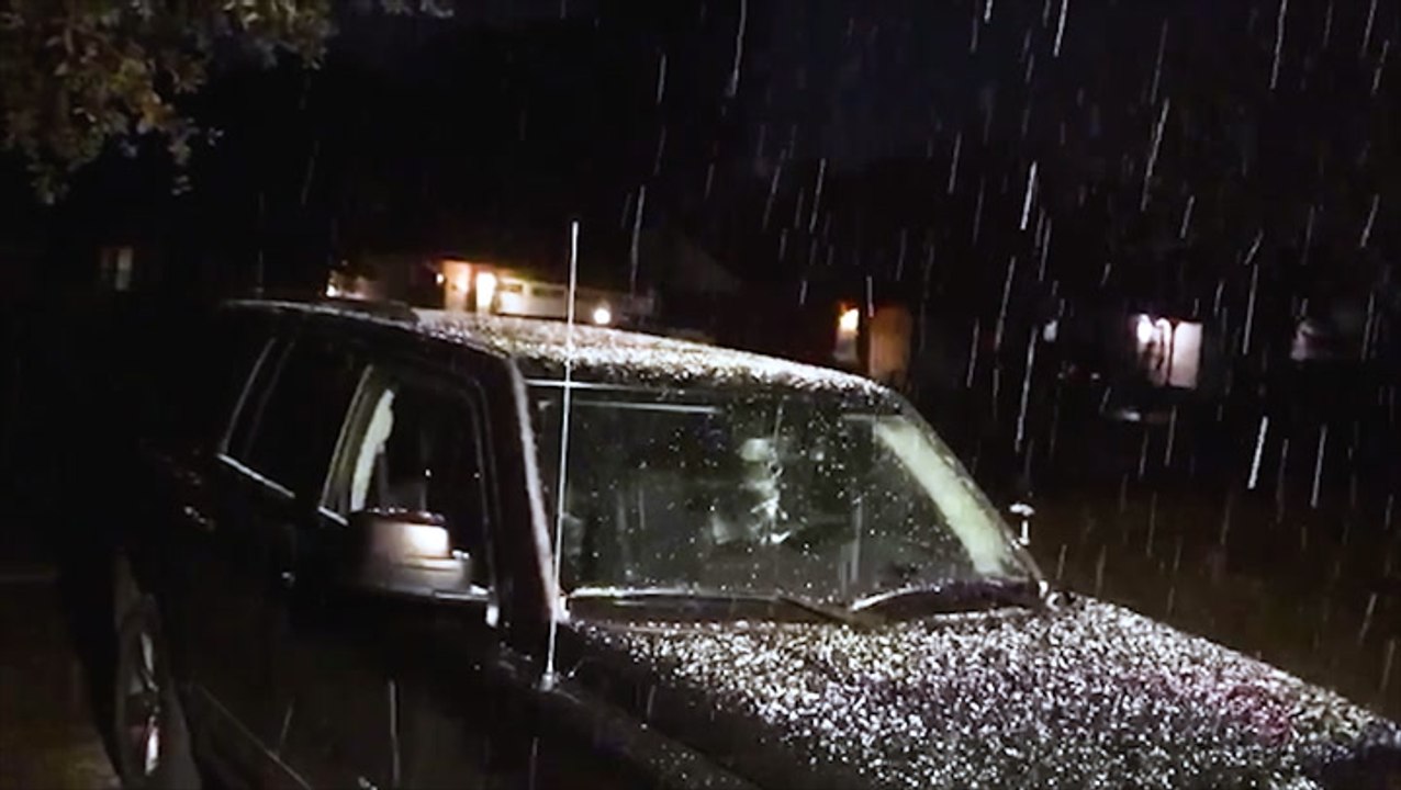 Wintry precipitation falls down onto Texas