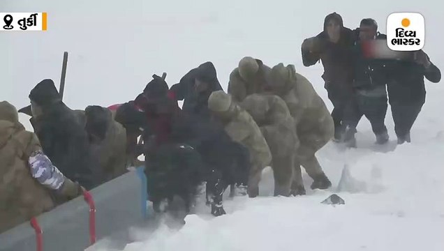 તુર્કીમાં ભારે હિમપ્રપાતમાં 38 લોકોનાં મોત, ઘટનામાં 53 લોકો ગુમ થયા