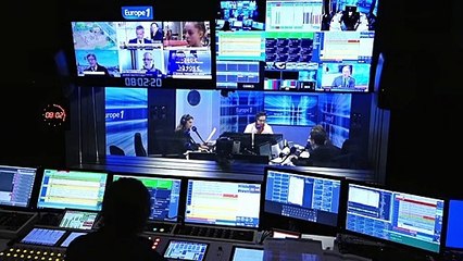 ENQUÊTE - Comment nos smartphones sont devenus des "indispensables" du quotidien