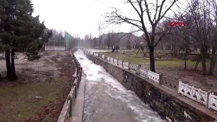 Konya mesire alanı su altında kaldı