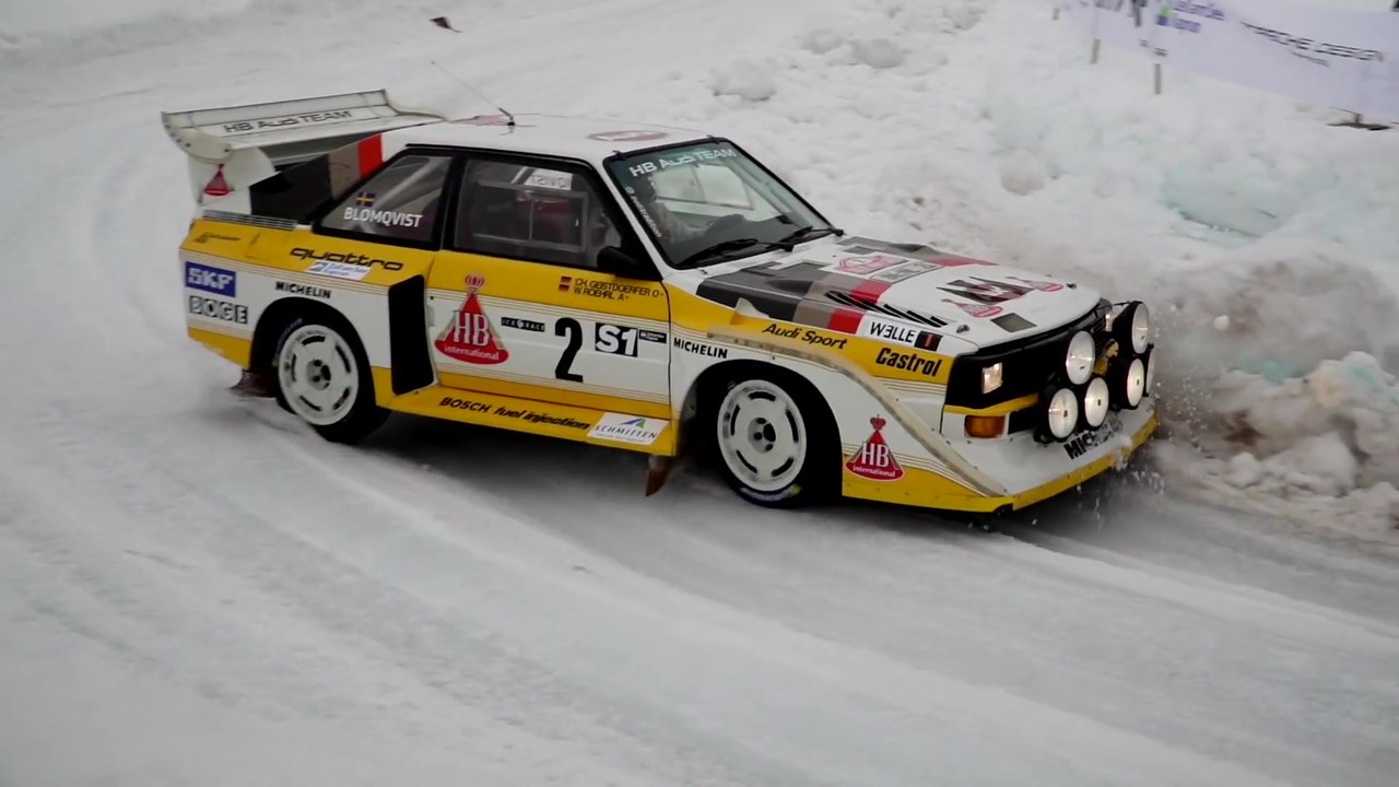 Audi-Rennfahrer begeistern Fans beim GP Ice Race