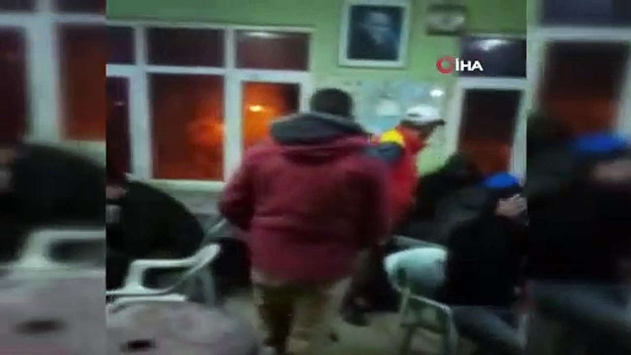 Yunanistan, mültecileri darp edip Türkiye'ye geri gönderdi