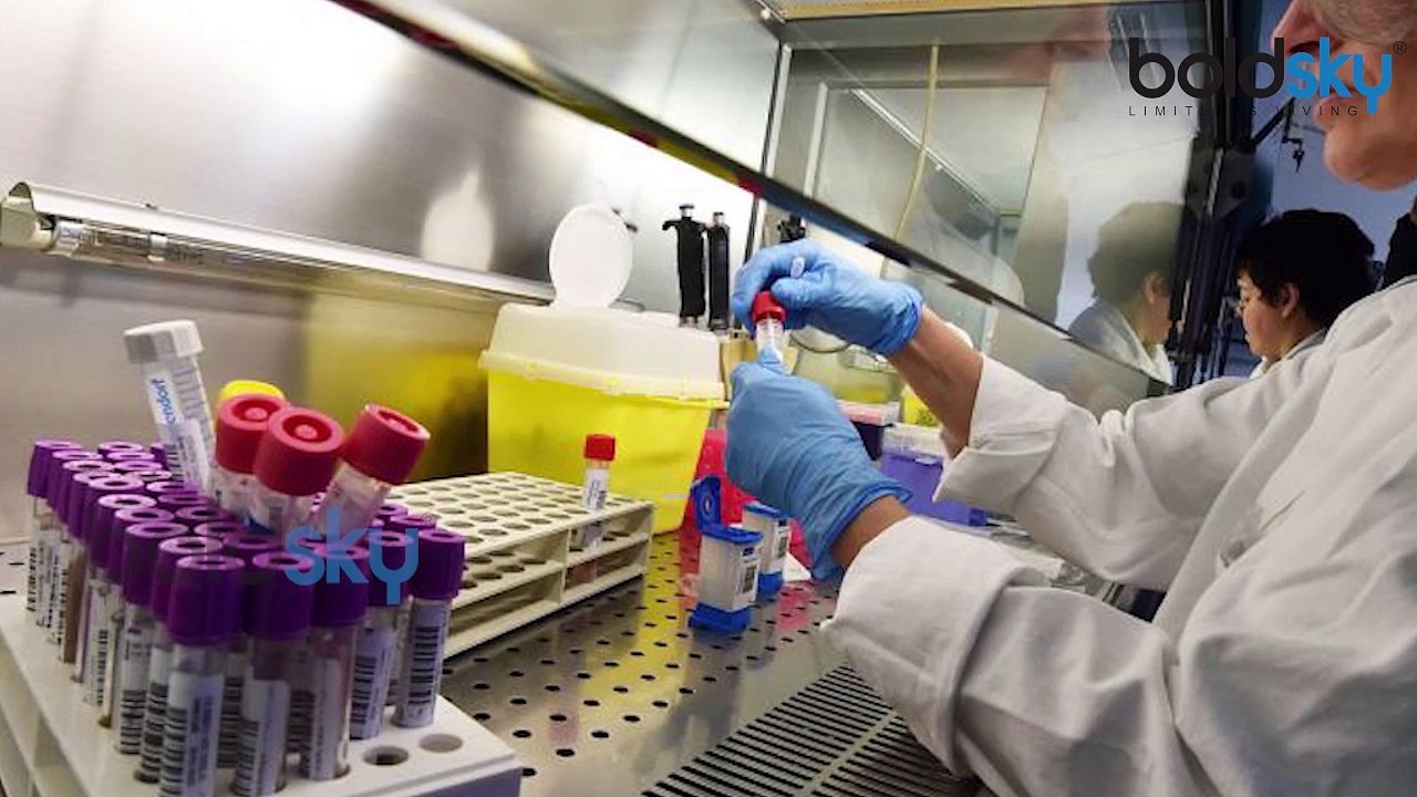 Coronavirus : क्या सचमुच छूने से फैलता है कोरोना वायरस? जानिए इससे जुड़े मिथक व सच । Boldsky