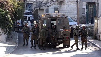 Kudüs'teki araçlı saldırının ardından Beyt Cala beldesine baskın düzenlendi