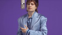 Chris(tine and the Queens) revient avec un nouveau titre, People, I've been sad