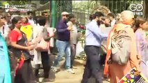 कर्नाटक पुलिस पूछताछ के नाम पर बच्चों का उत्पीड़न कर रही, पुलिस मुख्यालय का घेराव