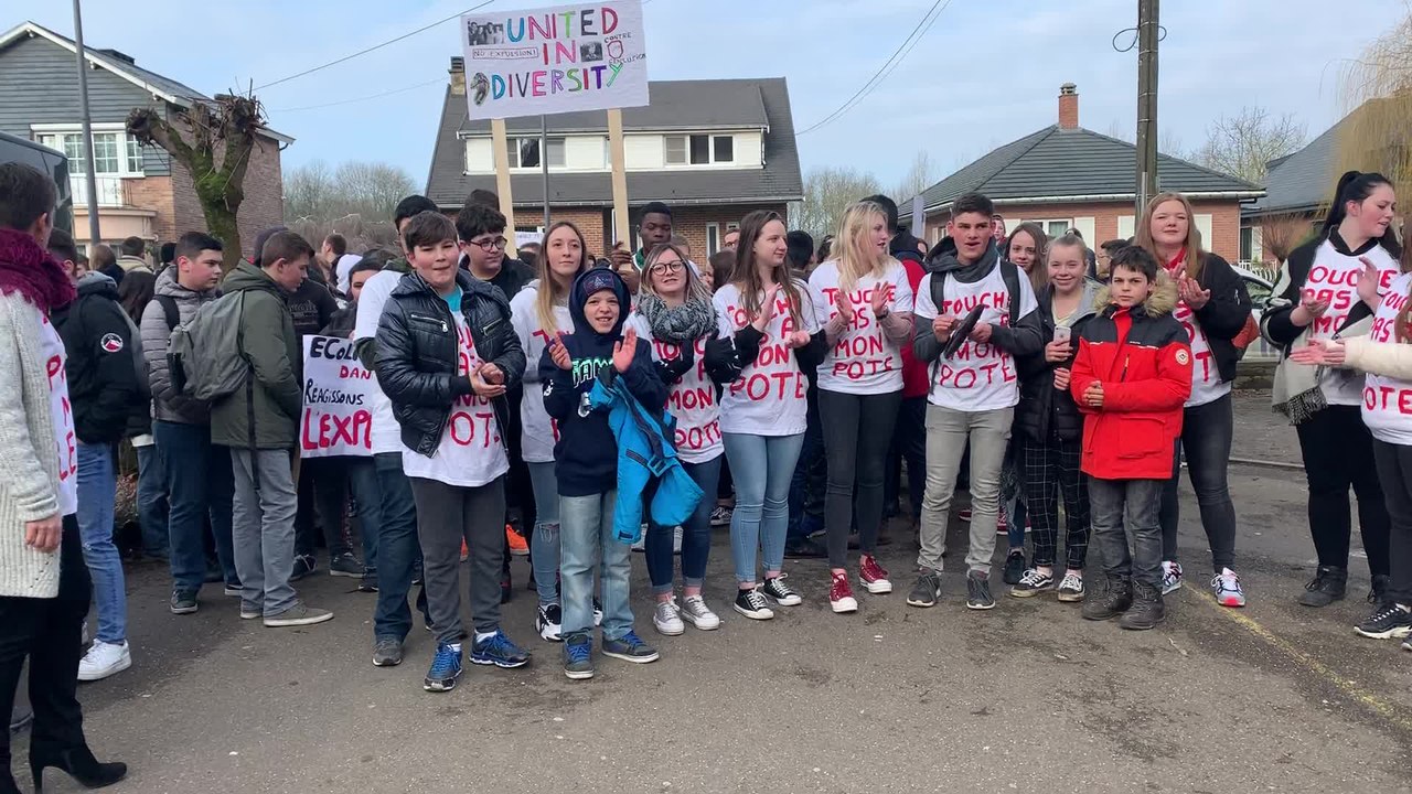 Ils étaient 550 à marcher contre l'expulsion d'une famille à Saint-Georges!