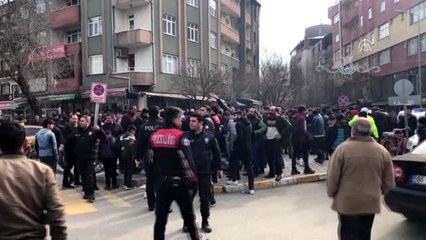 Sopalı ve bıçaklı kavgada 4 kişi yaralandı