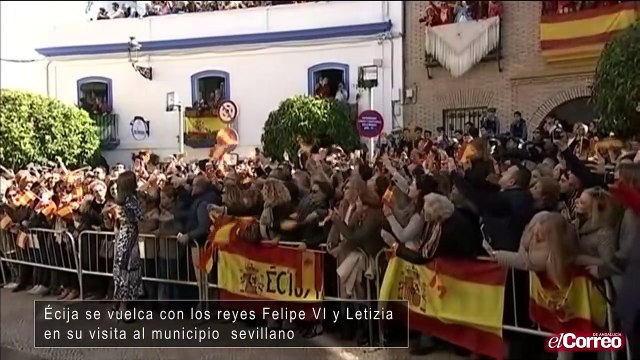 Écija se vuelca con los reyes Felipe VI y Letizia en su visita al municipio