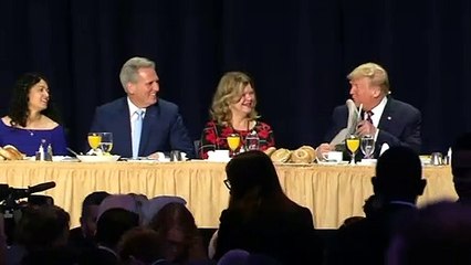 Un Trump absuelto dice que sufrió "terrible calvario" por su juicio político