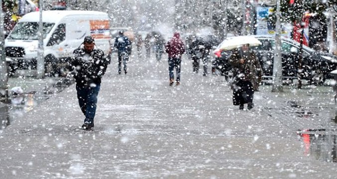 Meteoroloji'den 16 il için yoğun kar yağışı uyarısı yapıldı