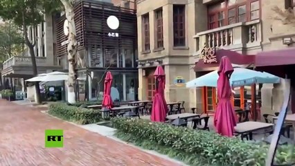 Las calles de Wuhan, una ciudad de 11 millones de personas, están desiertas desde que se expandió  el coronavirus