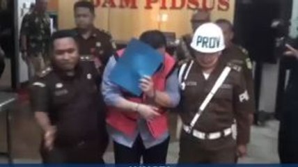 Tải video: Bos PT Maxima Integra Jadi Tersangka Baru Kasus Jiwasraya