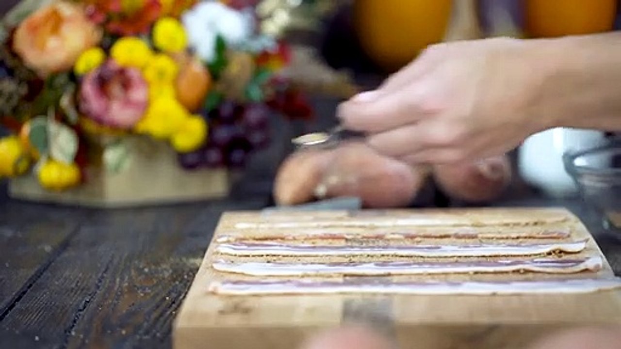 Thanksgivheing Side Diss - Roasted Sweet Potatoes with Goat Cheese and Candied Bacon !  Accompagnements de Thanksgiving  Accompagnements de Thanksgiving