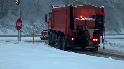 Bolu dağı'nda kar yağışı