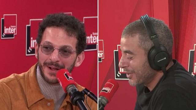 Vincent Dedienne : On s'est inspirés du cadavre exquis : Catherine Frot et moi avons proposé des choses individuelles, des choses en duo, et on a travaillé comme ça, en répondant chacun à la proposition de l'autre.