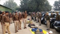 फतेहपुर में पुलिस द्वारा किया गया बलवा ड्रील का आयोजन