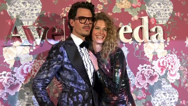 Invitados desfile Juan Avellaneda en la 080 de Barcelona