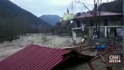 Kayseri'de sağanak sele neden oldu
