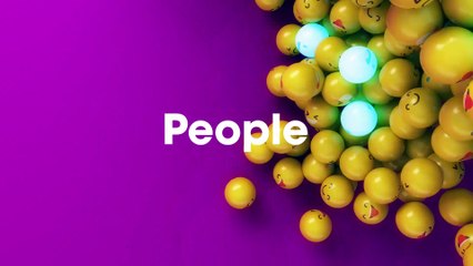 Sarah Fraisou : abusée sexuellement par un membre de sa famille ? Elle répond