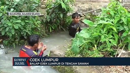 Lomba Balap Ojek Lumpur