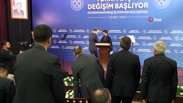 Bakan Albayrak: Kamu Bankalarında Faizi Yüzde 8-10 Bandına Çekeceğiz