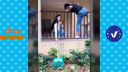 New Chinese Funny Videos 01 ● People doing stupid things - Dailymotion