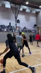 Basket-Ball - Star-studded run with Drake, Quavo, Bieber, Sheck Wes, DJ Clue and more