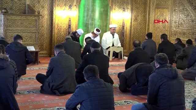 Van'daki çığda hayatını kaybedenler için kur'an-ı kerim okundu