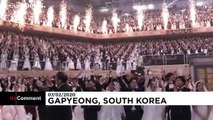 Güney Kore: Koronavirüs salgınına rağmen toplu nikaha binlerce çift katıldı