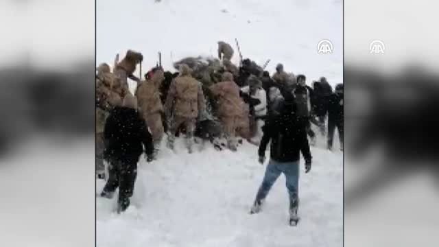 Van'daki ikinci çığ - Kurtarma çalışmalarının en sıcak anları kamerada