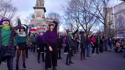 Performance "Las Tesis" à Paris