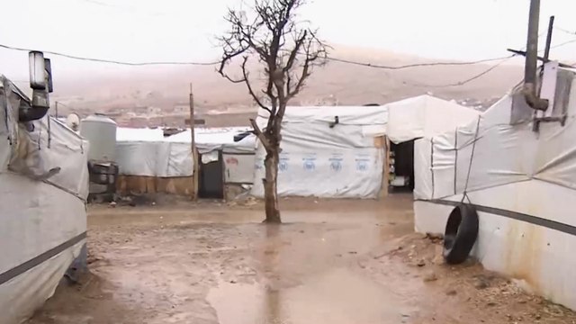 لبنان.. الأزمة الاقتصادية تفاقم وضع اللاجئين السوريين