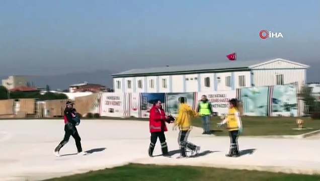Manisa Şehir Hastanesi ilk ambulans helikopter indi