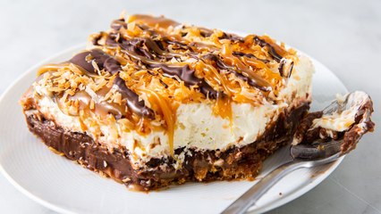 Samoa Dessert Lasagna Is Better Than The Cookies