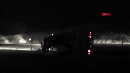 Tokat'ta, kontrolden çıkan tır devrildi: 2 yaralı