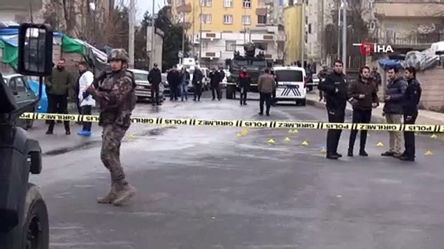 Diyarbakır’da çatışma, mahalle savaş alanına döndü