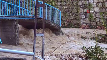 Karaman’da aşırı yağışlar sele neden oldu