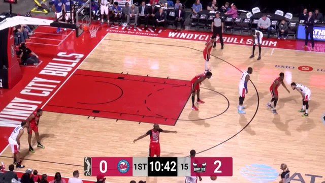 Theo Pinson (16 points) Highlights vs. Windy City Bulls