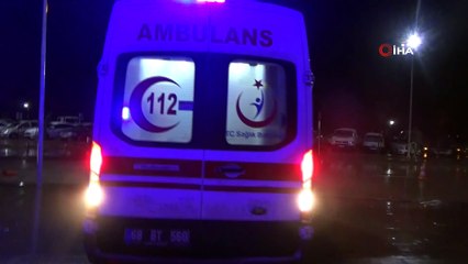 Otomobilin çarptığı motosiklet sürücüsü yaralandı