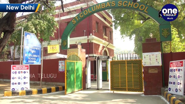 Delhi Assembly Elections 2020 : Gandhi Family Cast Their Vote !