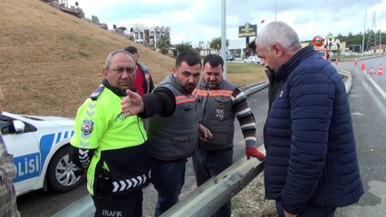 Çelik bariyer minibüse ok gibi saplandı