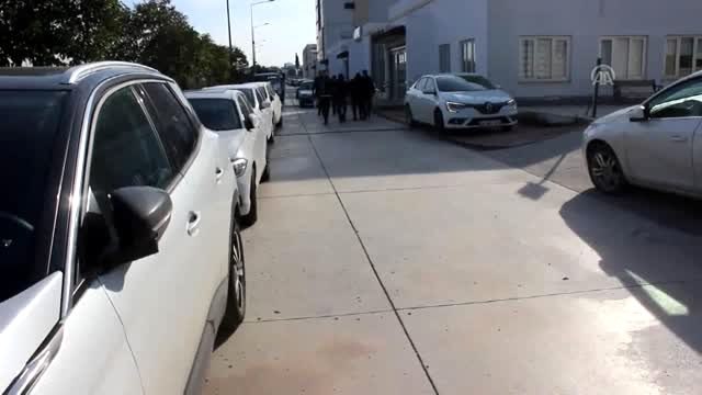 Adana'da uyuşturucu operasyonunda yakalanan 3 şüpheliden 2'si tutuklandı