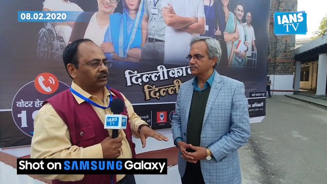 Queues outside polling booths show that voting turnout will not be bad