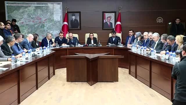 Pekcan: Esnaflarımız talep ederlerse 50 bin liraya kadar faizsiz kredi kullanabilecekler